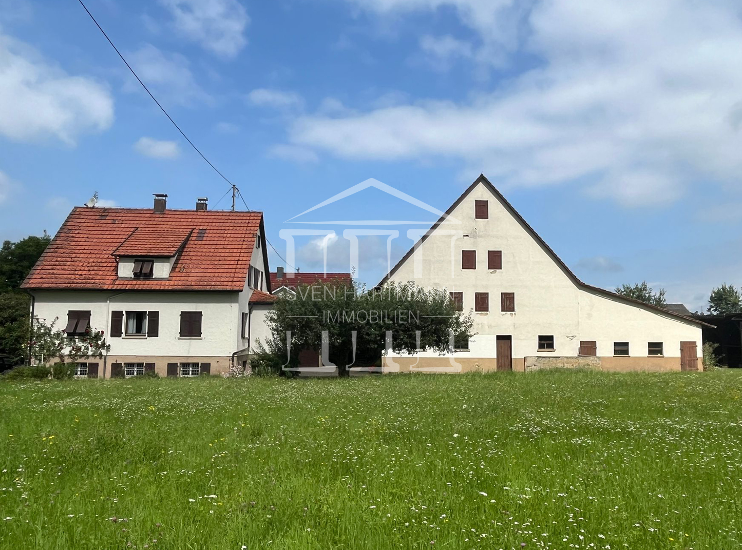 Wohnhaus und Scheune